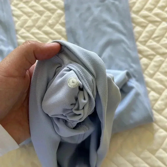 Lululemon - Picture 6 of 6